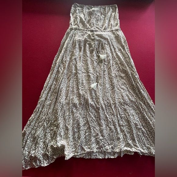 Petal & Pup Leopard Print Maxi Dress - Picture 6 of 8